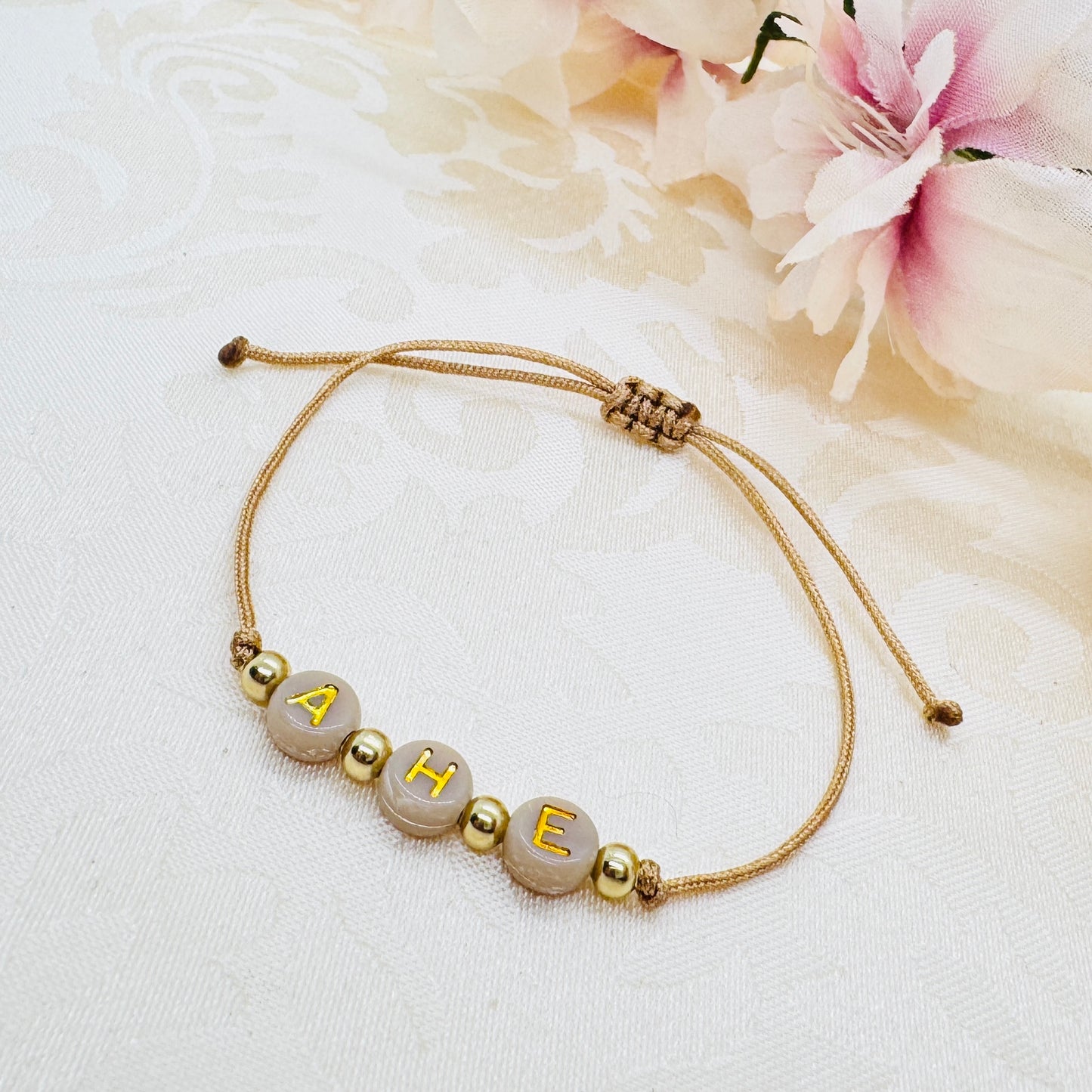 Personalisiertes Armband beige