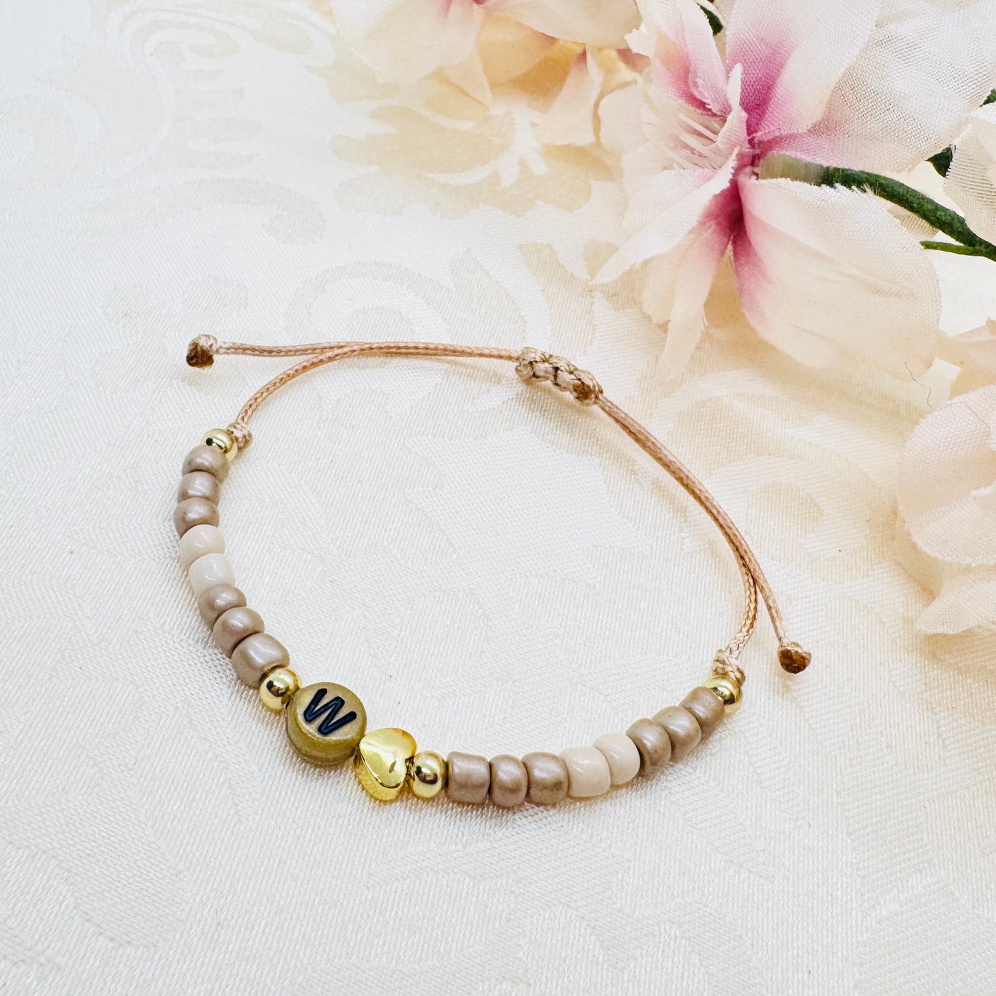 Personalisiertes Armband beige