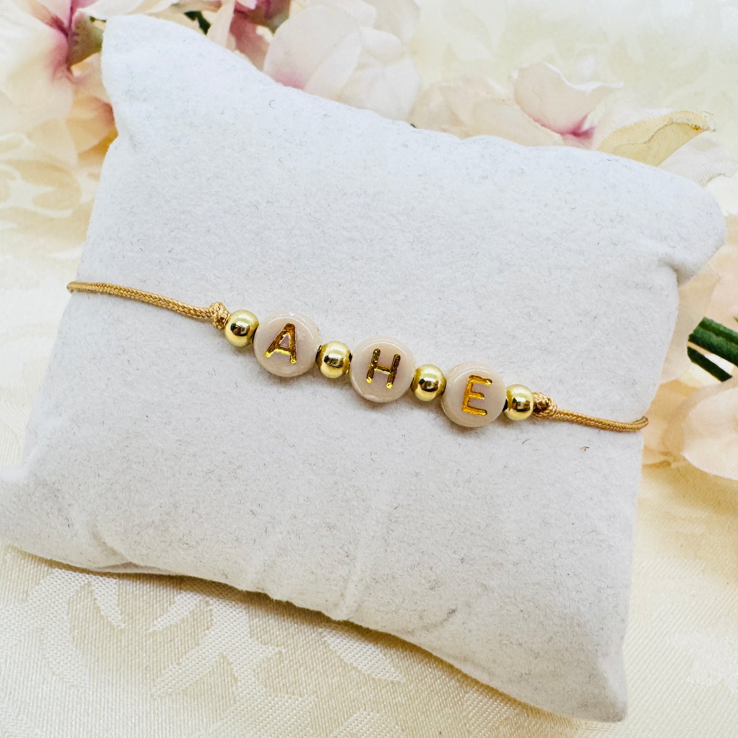 Personalisiertes Armband beige