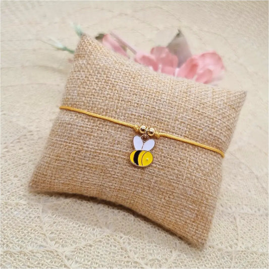 Bienchen Makramee Armband - filigranes Armband mit Anhänger Anmarii