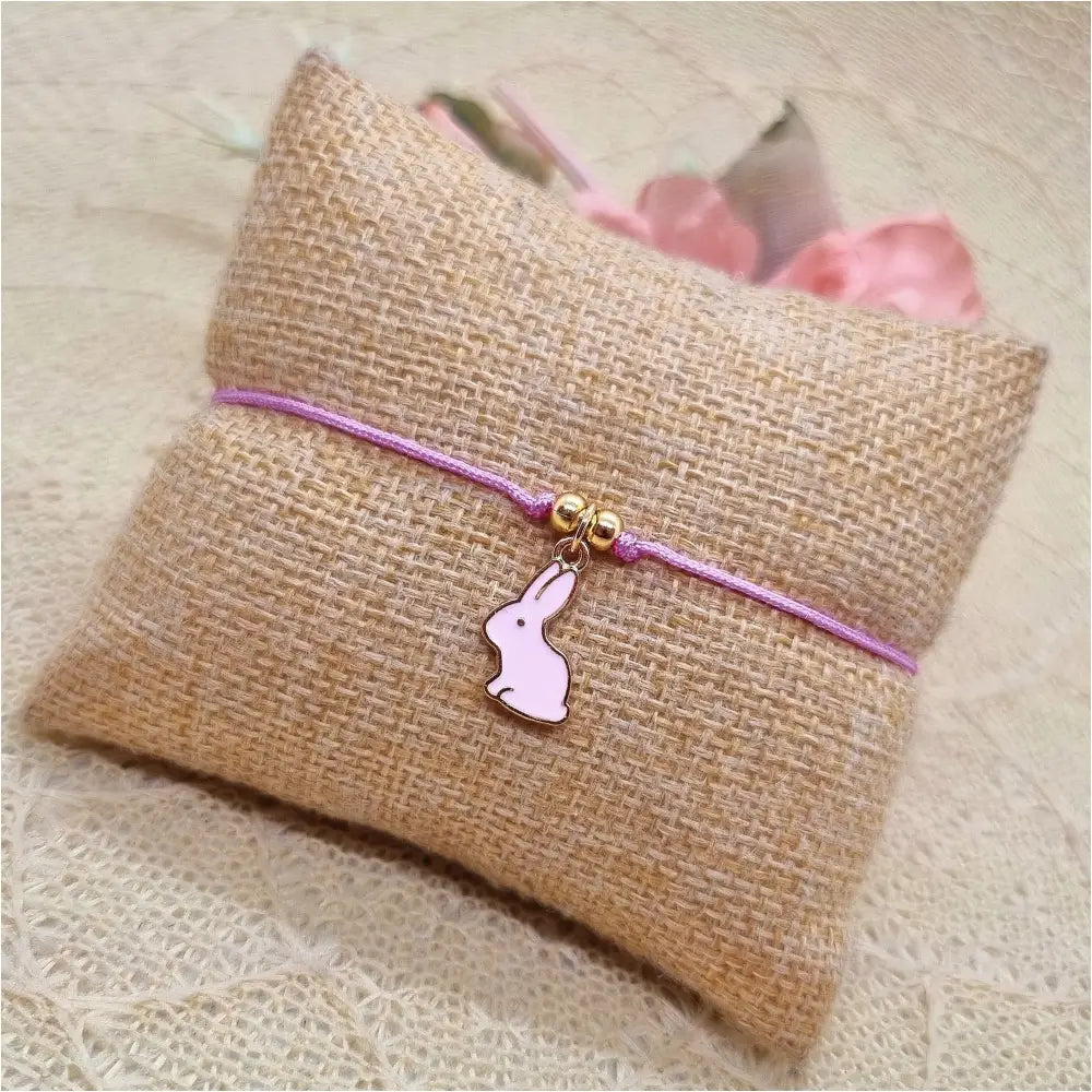 Häschen Makramee Armband - filigranes Armband mit Anhänger