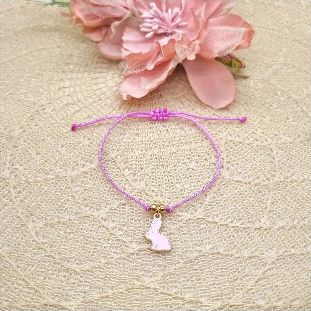 Häschen Makramee Armband - filigranes Armband mit Anhänger