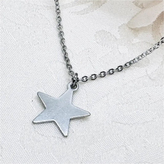 Stern Halskette Silber aus Edelstahl - Kette mit Anhänger wasserfest - Herren Kette - Damenkette - Geschenk für Sie u. Ihn Anmarii